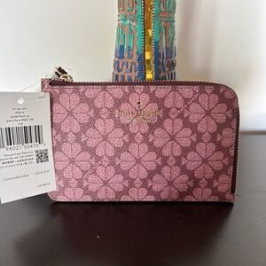 Kate Spade flower design wristlet NWT